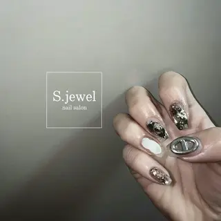 ネイル S♡JEWEL所属・S. JEWELのネイルデザイン