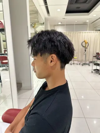 パーマ メンズ 築山 寿輝也のヘアスタイル