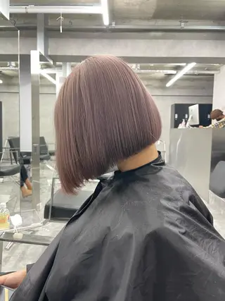 ショート カラー パーマ ヘアアレンジ メンズ キッズ ネイル マツエク・マツパ アイブロウ 切りっぱなしヘアボブ ミディアムヘアRYOのヘアスタイル