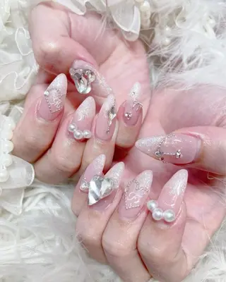 カラー AIN Nailのネイルデザイン