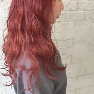 ロング カラー オリーブ/アッシュ やわらか透明感カラーのヘアスタイル