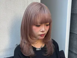 セミロング カラー 🍎究極の ミルクティー🍎リオのヘアスタイル