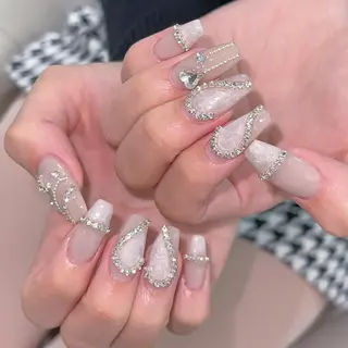 ネイル Queens 榊 まおのネイルデザイン