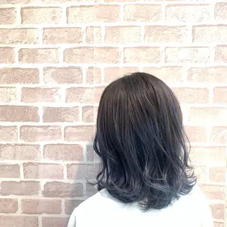 ミディアム カラー 齋藤 尋真のヘアスタイル