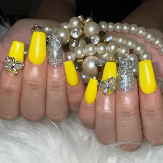 ネイル Feel ‪‪☺︎‬Yuriaのネイルデザイン