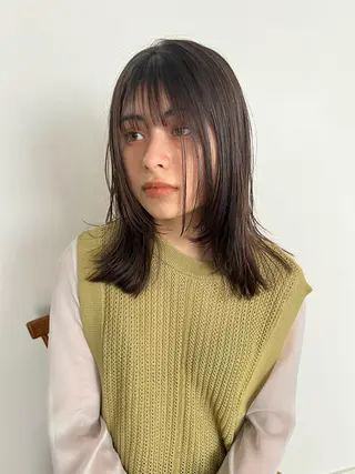 ミディアム カラー パーマ ヘアアレンジ メンズ キッズ ネイル マツエク・マツパ アイブロウ ウルフレイヤーカット /チヒロのヘアスタイル