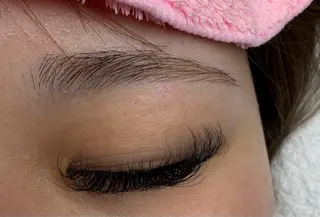 アイブロウ トータルビューティー サロン・Ｎの眉毛・アイブロウイメージ