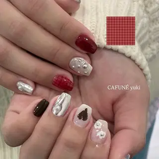 ネイル 🎼CAFUNÉ_ TOKYO.•*¨のネイルデザイン