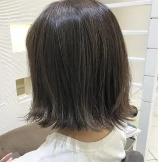 ミディアム レイヤーカット/ ハイライト　千咲季のヘアスタイル