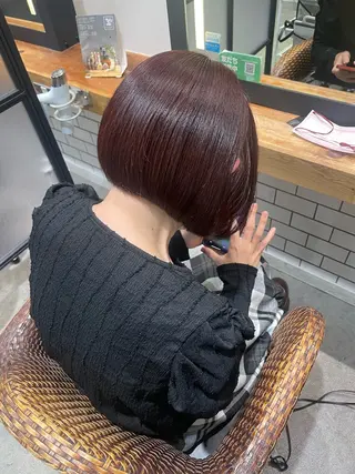 ショート カラー 暖色カラー🤎Red Neo meiのヘアスタイル