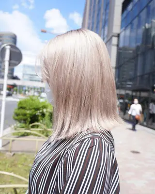 ショート カラー ハイトーン特化サロン 代表 中谷蓮のヘアスタイル