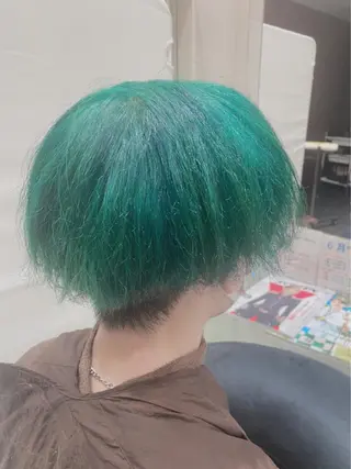 カラー メンズ 金井 郁弥のヘアスタイル