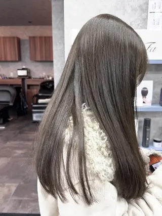 ロング 韓国風カラー🤎 𝒄𝒉𝒊𝒌𝒂のヘアスタイル