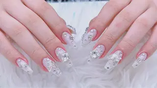 ネイル AKIKO ネイルサロンのネイルデザイン