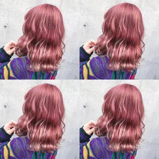 ミディアム カラー ヘアアレンジ TAKUMAブリーチ /切りっぱなし🪽のヘアスタイル