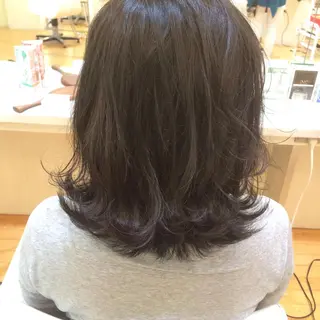 ミディアム カラー タジマ ヤスヒサのヘアスタイル