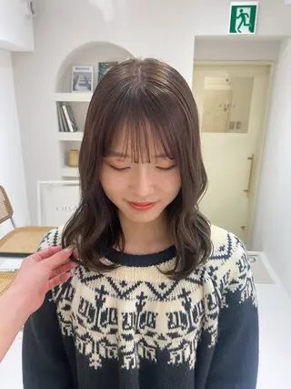 セミロング カラー 似合わせレイヤー、 透けカラー/杉本花のヘアスタイル