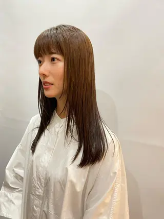 セミロング 高山🐬髪質改善 池袋で縮毛矯正のヘアスタイル