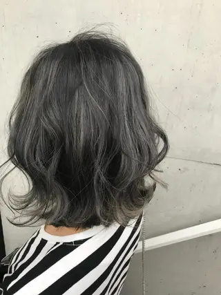 ショート カラー &SONS 小林亨のヘアスタイル