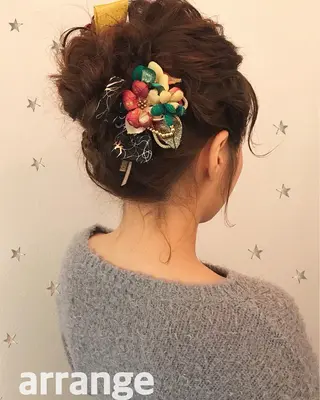 セミロング ヘアアレンジ 市川 千夏のヘアスタイル