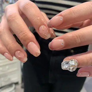 ネイル マキノ ユイのネイルデザイン