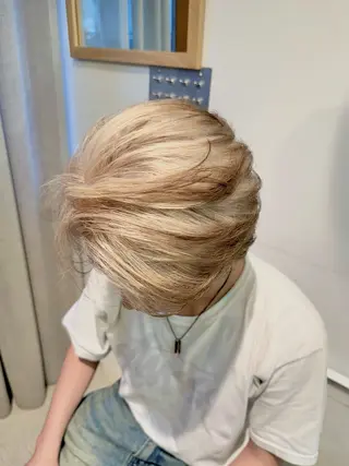 ミディアム カラー メンズ kai .のヘアスタイル