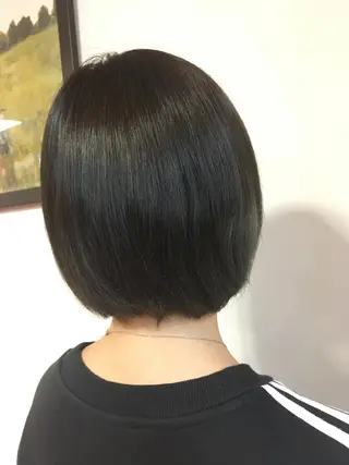 ショート 大久保 遥日のヘアスタイル
