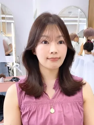 ミディアム 韓国くびれレイヤー 🇰🇷はづきのヘアスタイル