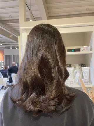 カラー 和田 真依のヘアスタイル
