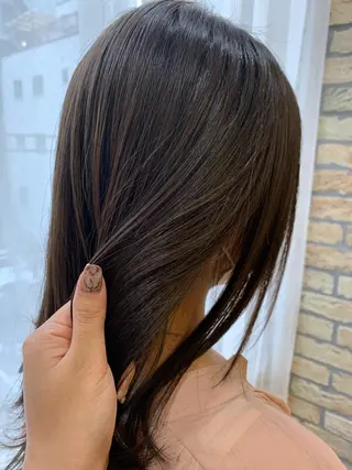 セミロング カラー 韓国🇰🇷髪質改善 Chisaki치사키のヘアスタイル