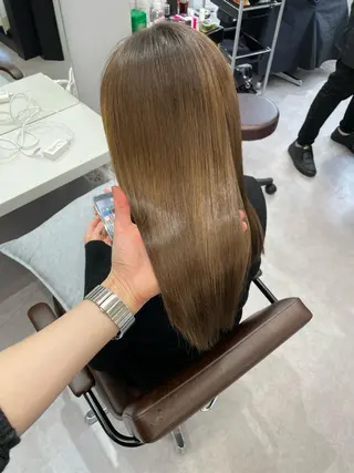 ロング 髪質改善、縮毛矯正 酸性縮毛矯正のヘアスタイル