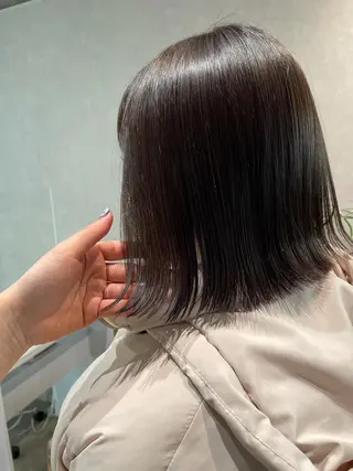 ショート カラー ナチュラル透明感🌱 小山美樹子のヘアスタイル