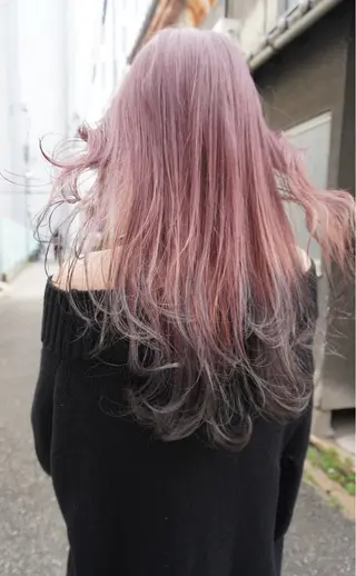 ロング カラー パーマ ヘアアレンジ 髪と音処　マトぺ所属・デザインカラー/ボブ ブリーチカラー/ユリのヘアスタイル