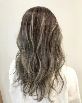 セミロング カラー 大橋 輝久のヘアスタイル