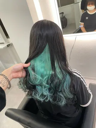 ロング カラー Cielro/ダブル カラー/西田咲希のヘアスタイル