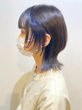 ミディアム 大阪ウルフカット ハッシュカットのヘアスタイル