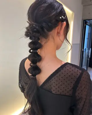 ロング ヘアアレンジ にった みずきのヘアスタイル