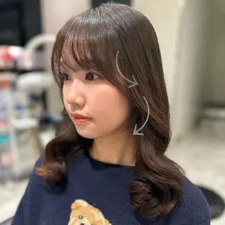 ミディアム パーマ 韓国っぽ透け感カラー マンツーマン🫧なおのヘアスタイル