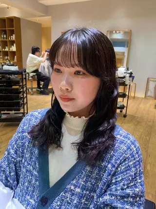 セミロング 大人可愛い♡コテ巻き パーマ🌼杉田 萌恵のヘアスタイル