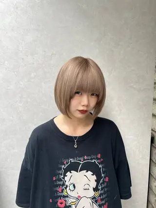 ショート 羽エクステ/ブリーチ 🎱KENJI🎱のヘアスタイル