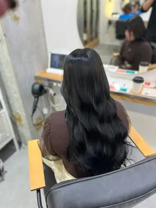 ロング 冨田 悠稀/ 髪質改善カラー🫧のヘアスタイル