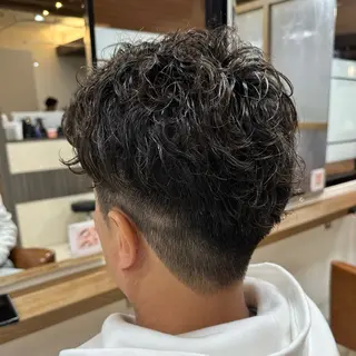 ショート カラー パーマ メンズ 髪質改善/ブラック ヘア/リンのヘアスタイル