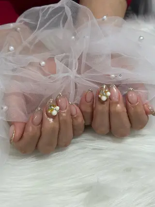 ネイル AOAQUA SHIORIのネイルデザイン