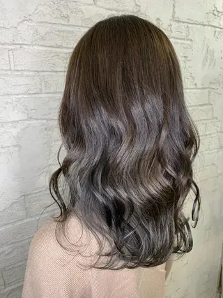 ミディアム カラー 🦄ハイトーンカラー 🦄まるおしょうのヘアスタイル