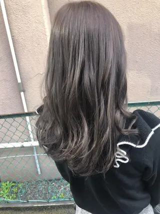 カラー ダブルスキルエクステ /羽エクステ白石宇由のヘアスタイル