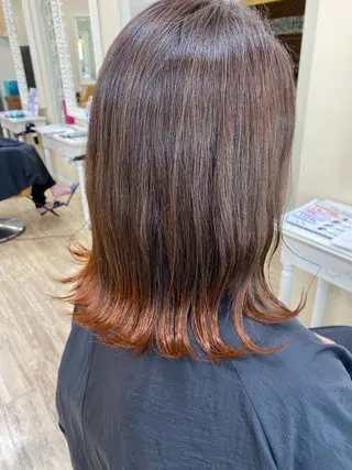 カラー SALOWIN栄 高須大貴のヘアスタイル