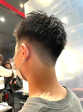 ショート メンズ メンズヘア特化 崎田 成人のヘアスタイル