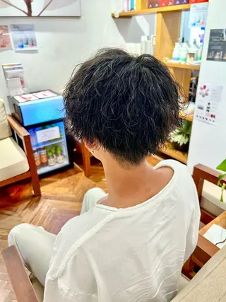 ショート パーマ メンズ 秋山知穂🧸縮毛矯正 ショート新越谷南越谷のヘアスタイル