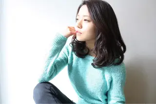 ミディアム カラー パーマ tuuli トゥーリのヘアスタイル