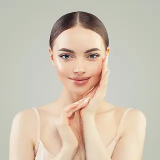 EARTH 小林 郁海のエステ・リラクイメージ